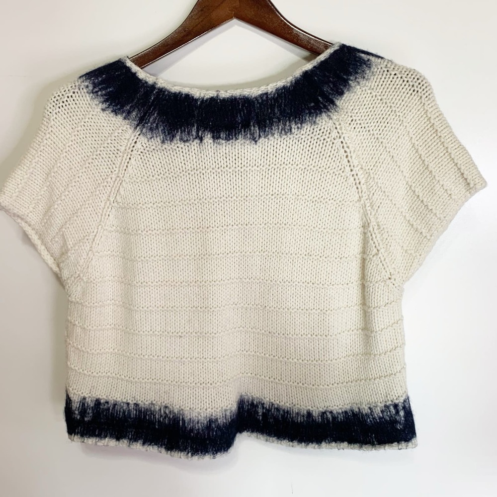 Women's Cream Short-Sleeve Knit Sweater with Black Ombre Trim - Picture 6 of 11